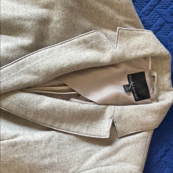 Banana Republic Light Gray Blazer Y2K– Women’s Size 6, Classic Fit - Picture 10 of 12